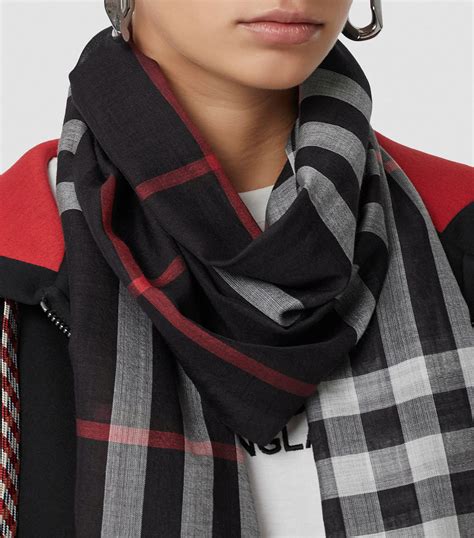 burberry wool scarf small checked